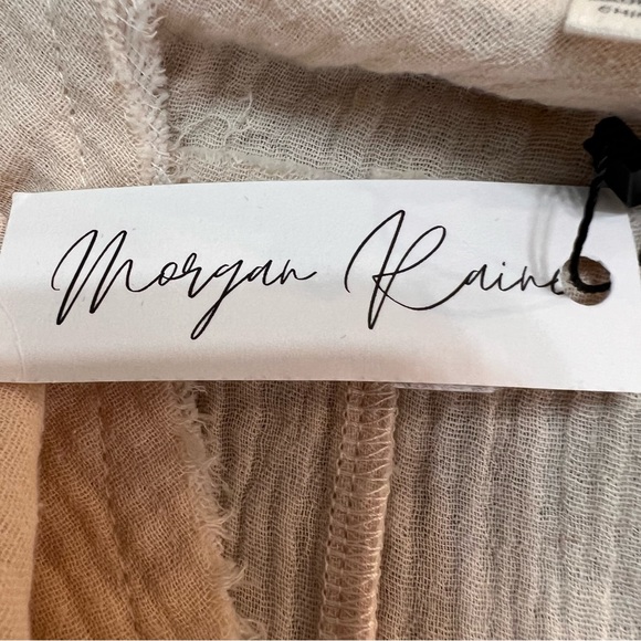 Promesa Lightweight Tan Long Sleeved Chest Pocket Blouse. Size Small. NWT. - Picture 10 of 13